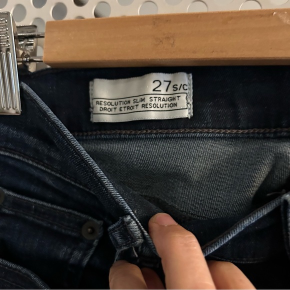 Gap 1969 Resolution Slim Straight Size 27 Short in Dark Wash GUC - Picture 3 of 9